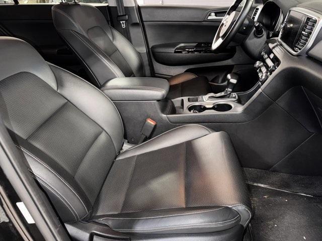 Photo of 2020 Black Cherry Pearl Kia Sportage
