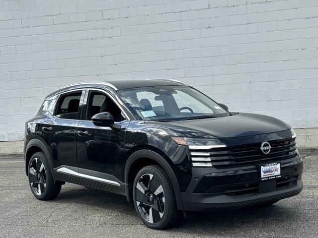 Photo of 2025 Super Black Nissan Kicks