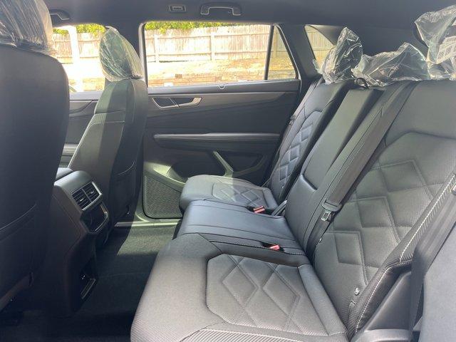 Photo of 2025 Pure White Volkswagen Atlas Cross Sport