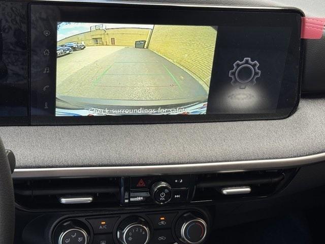 Photo of 2025 Super Black Nissan Kicks