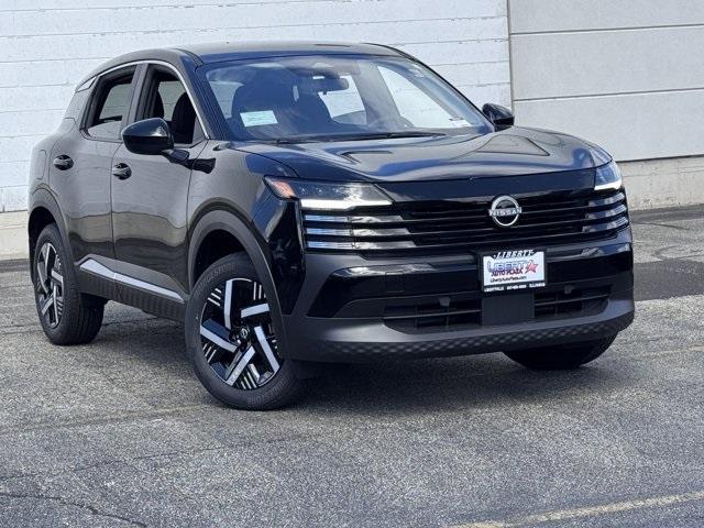 Photo of 2025 Super Black Nissan Kicks
