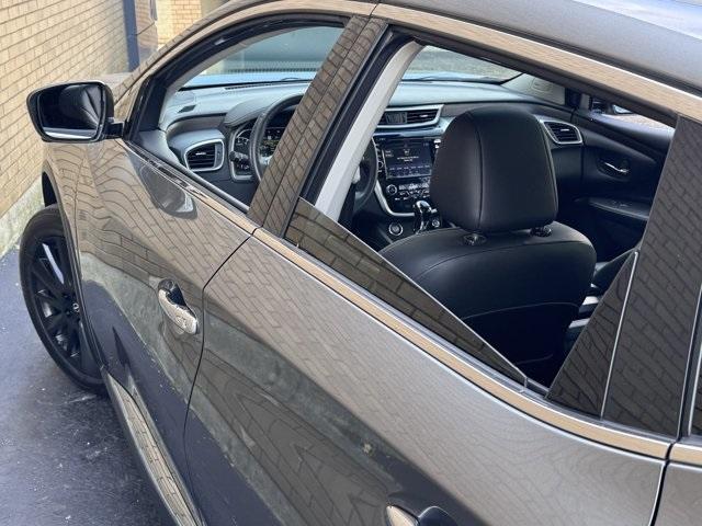Photo of 2023 Gun Metallic Nissan Murano