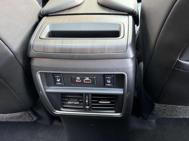 Photo of 2023 Gun Metallic Nissan Murano