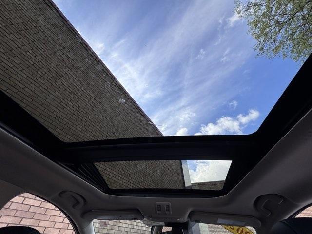 Photo of 2023 Gun Metallic Nissan Murano