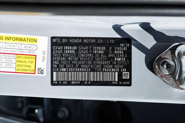 Photo of 2024 Sonic Gray Pearl Honda Civic Type R