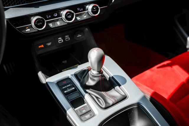 Photo of 2024 Sonic Gray Pearl Honda Civic Type R