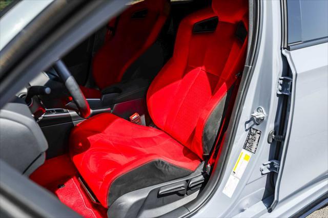 Photo of 2024 Sonic Gray Pearl Honda Civic Type R