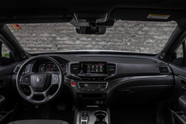 Photo of 2022 Platinum White Pearl Honda Passport