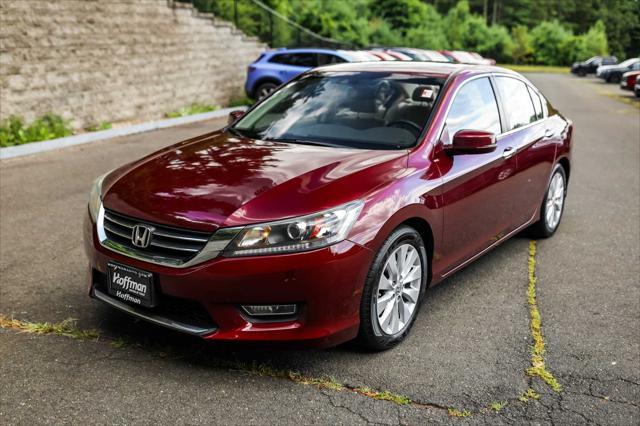 Photo of 2013 Basque Red Pearl II Honda Accord