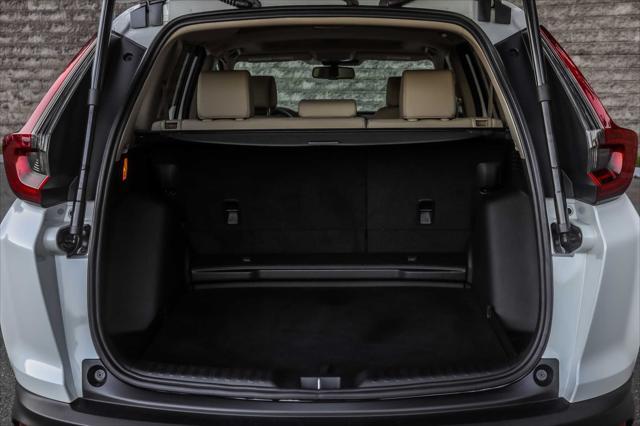 Photo of 2022 Platinum White Pearl Honda CR-V