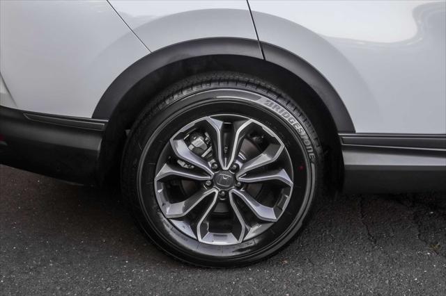 Photo of 2022 Platinum White Pearl Honda CR-V