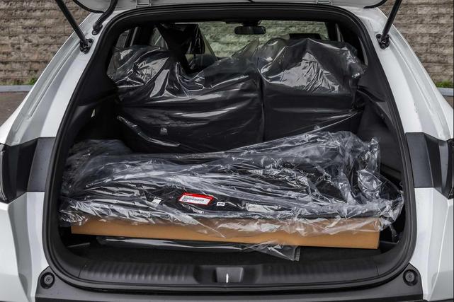 Photo of 2026 Platinum White Pearl Honda HR-V