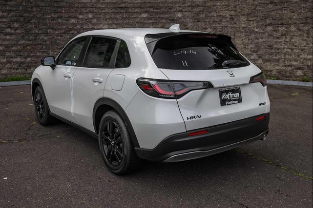 Photo of 2026 Platinum White Pearl Honda HR-V