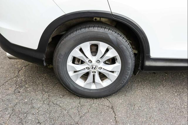 Photo of 2014 White Diamond Pearl Honda CR-V