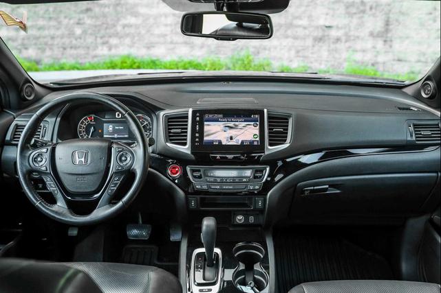 Photo of 2019 Crystal Black Pearl Honda Ridgeline