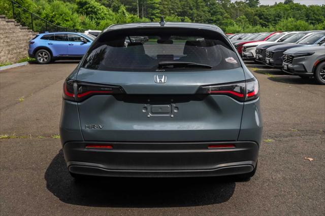 Photo of 2023 Nordic Forest Pearl Honda HR-V