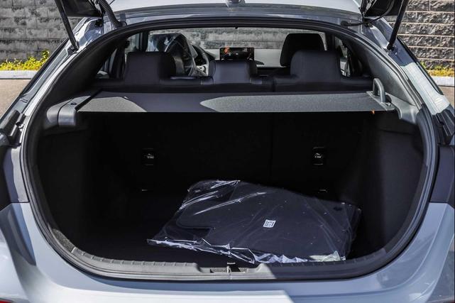 Photo of 2025 Urban Gray Pearl Honda Civic