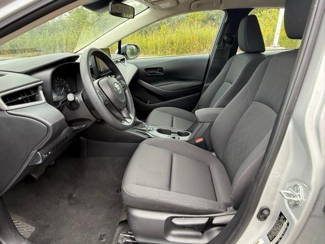 Photo of 2024 Classic Silver Metallic Toyota Corolla
