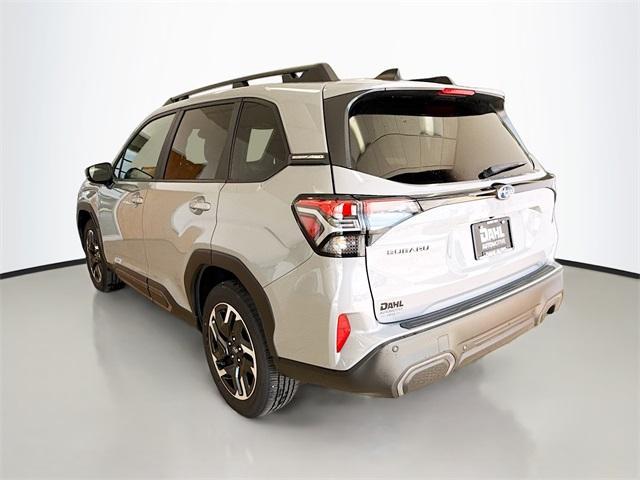 Photo of 2025 Riverrock Green Subaru Forester