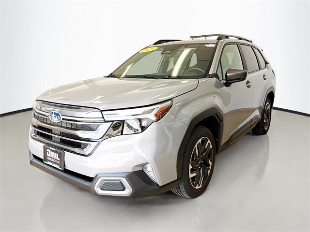 Photo of 2025 Riverrock Green Subaru Forester