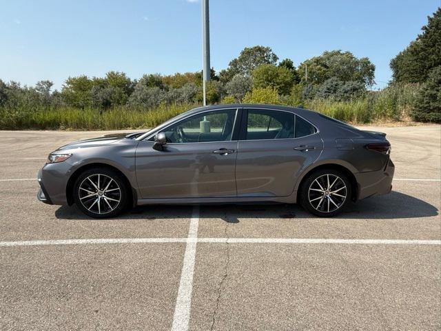Photo of 2023 Predawn Gray Mica Toyota Camry