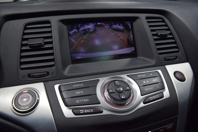 Photo of 2009 Brilliant Silver Nissan Murano