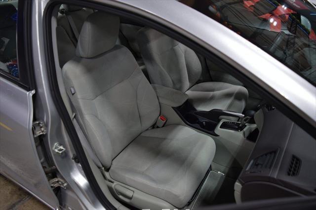 Photo of 2012 Alabaster Silver Metallic Honda Civic