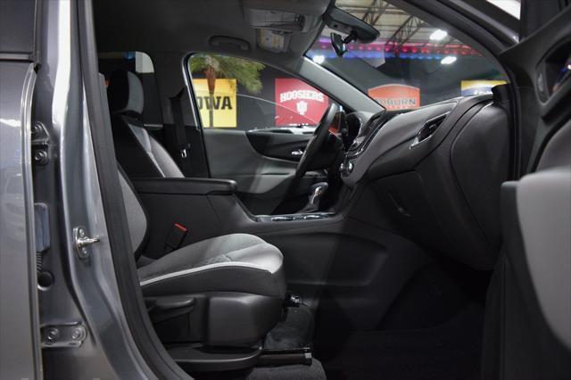 Photo of 2024 Sterling Gray Metallic Chevrolet Equinox