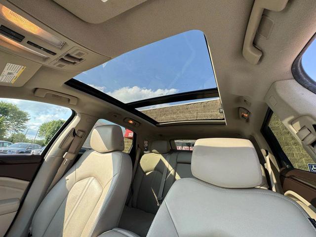 Photo of 2014 Terra Mocha Metallic Cadillac SRX