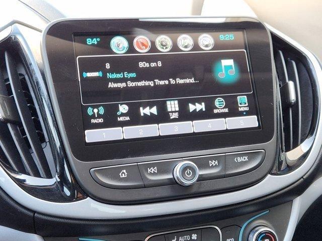 Photo of 2017 Silver Ice Metallic Chevrolet Volt