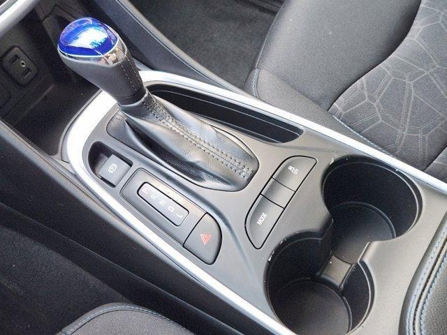 Photo of 2017 Silver Ice Metallic Chevrolet Volt