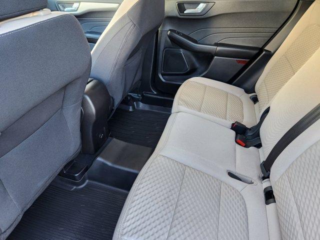 Photo of 2021 Gray Ford Escape