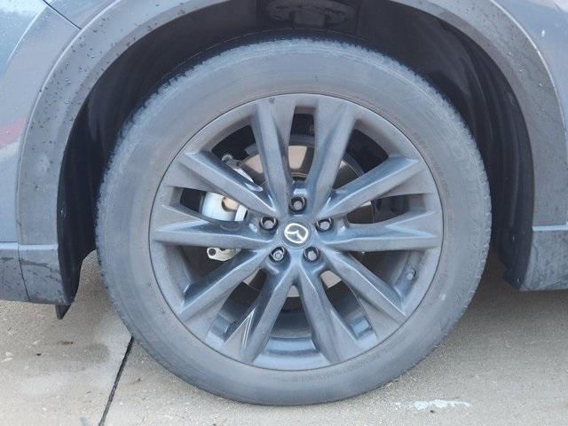 Photo of 2022 Polymetal Gray Metallic Mazda CX-9