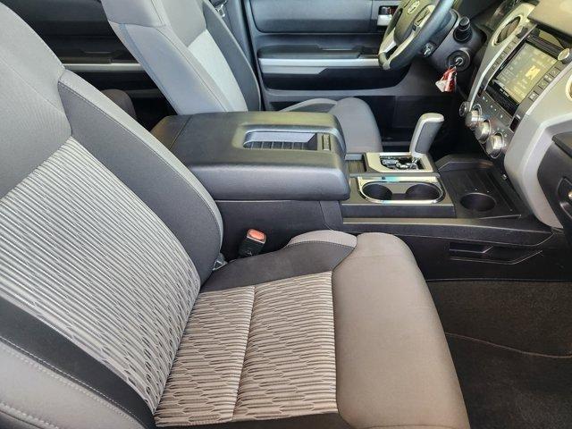 Photo of 2016 Silver Toyota Tundra