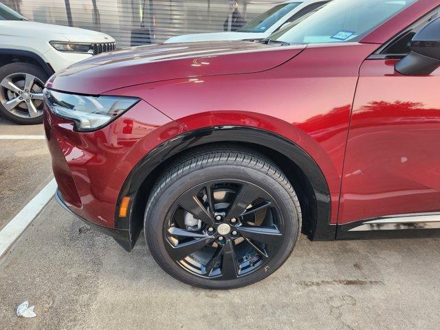 Photo of 2021 Cinnabar Metallic Buick Envision