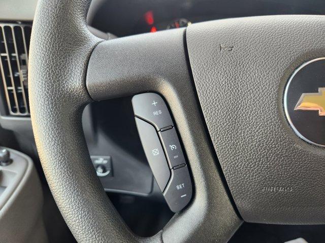 Photo of 2025 Summit White Chevrolet Express 3500