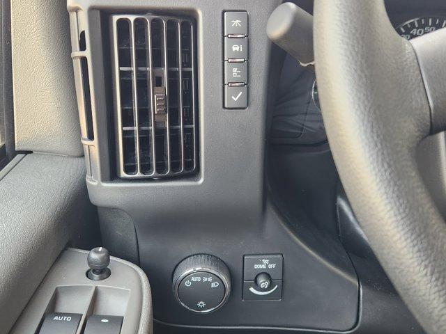 Photo of 2025 Summit White Chevrolet Express 3500
