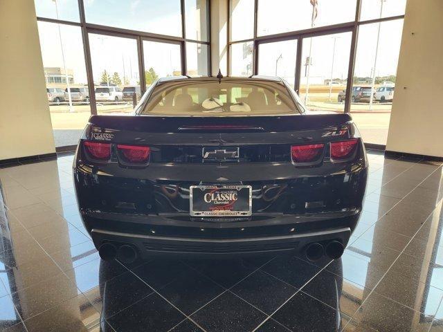 Photo of 2013 Black Chevrolet Camaro