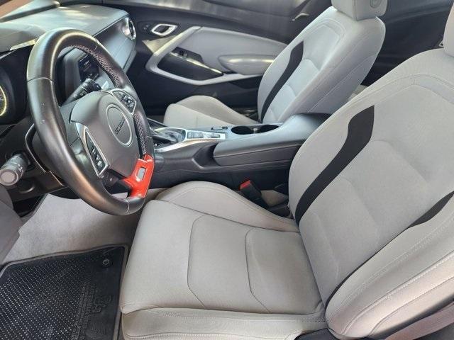 Photo of 2023 Summit White Chevrolet Camaro