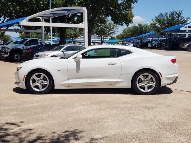 Photo of 2023 Summit White Chevrolet Camaro