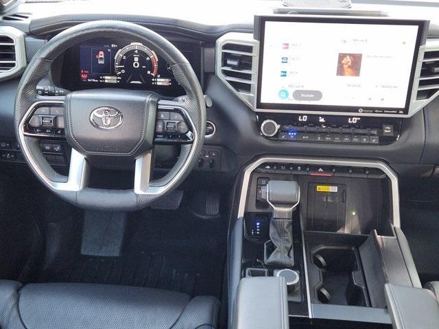 Photo of 2022 White Toyota Tundra