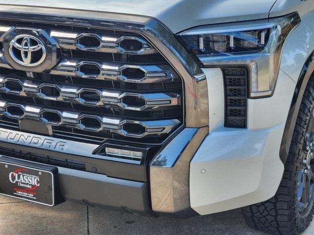 Photo of 2022 White Toyota Tundra