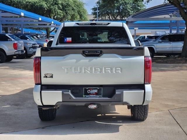 Photo of 2022 White Toyota Tundra