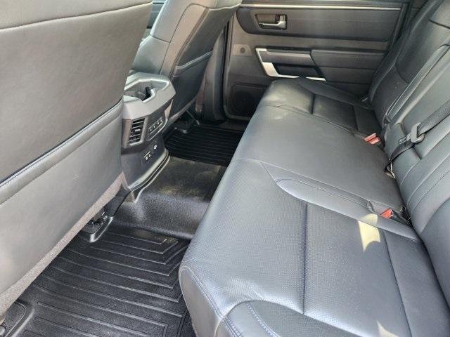 Photo of 2022 White Toyota Tundra