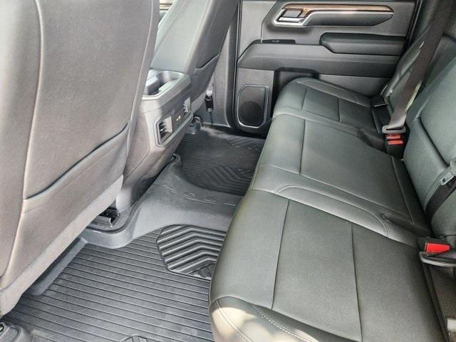 Photo of 2024 Black Chevrolet Silverado 2500