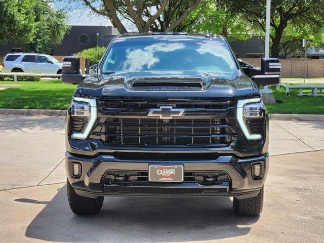 Photo of 2024 Black Chevrolet Silverado 2500
