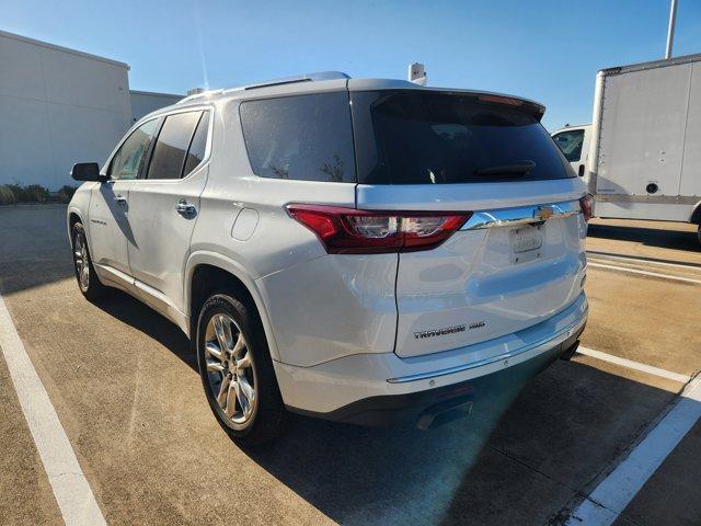 Photo of 2019 Summit White Chevrolet Traverse
