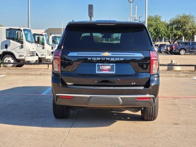 Photo of 2024 Black Chevrolet Suburban