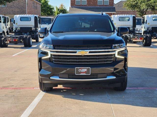 Photo of 2024 Black Chevrolet Suburban