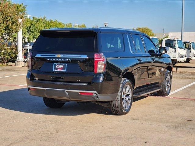 Photo of 2024 Black Chevrolet Suburban